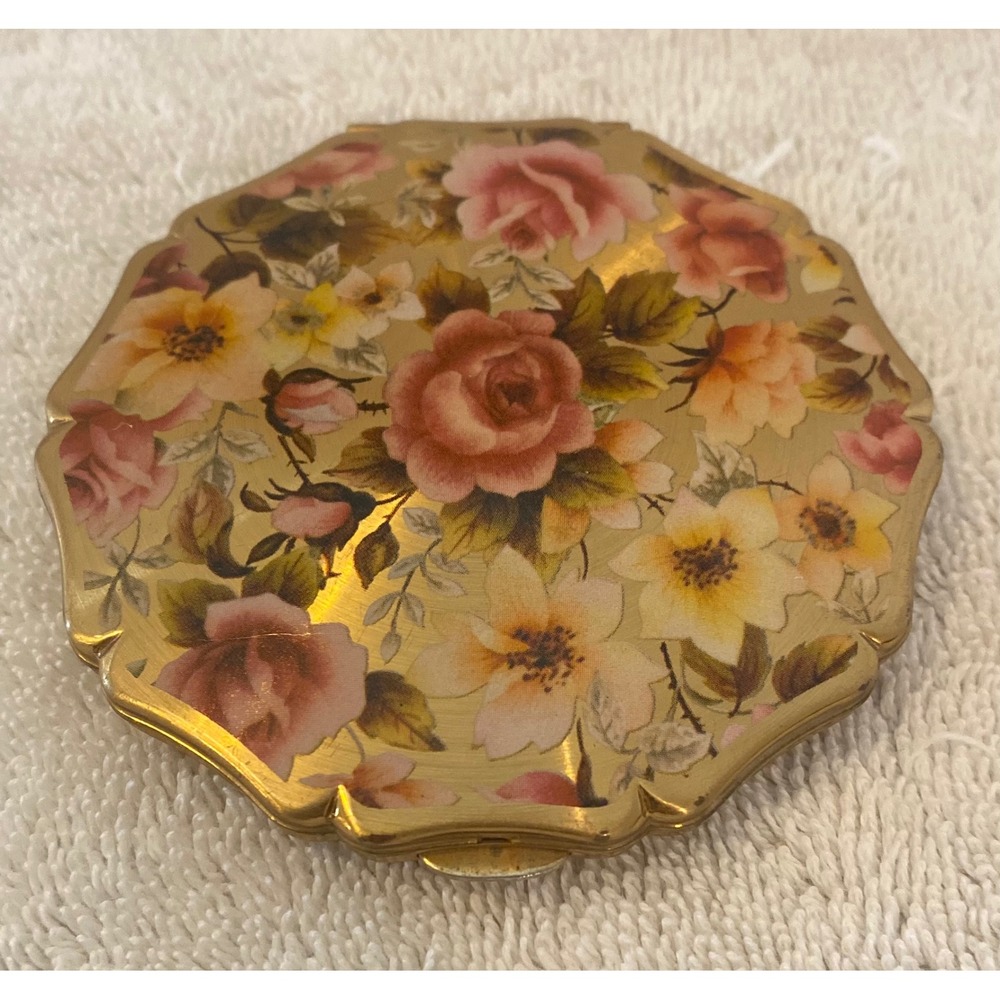Vintage Stratton England Powder Compact Floral Rose Scalloped Gold Tone Mirror